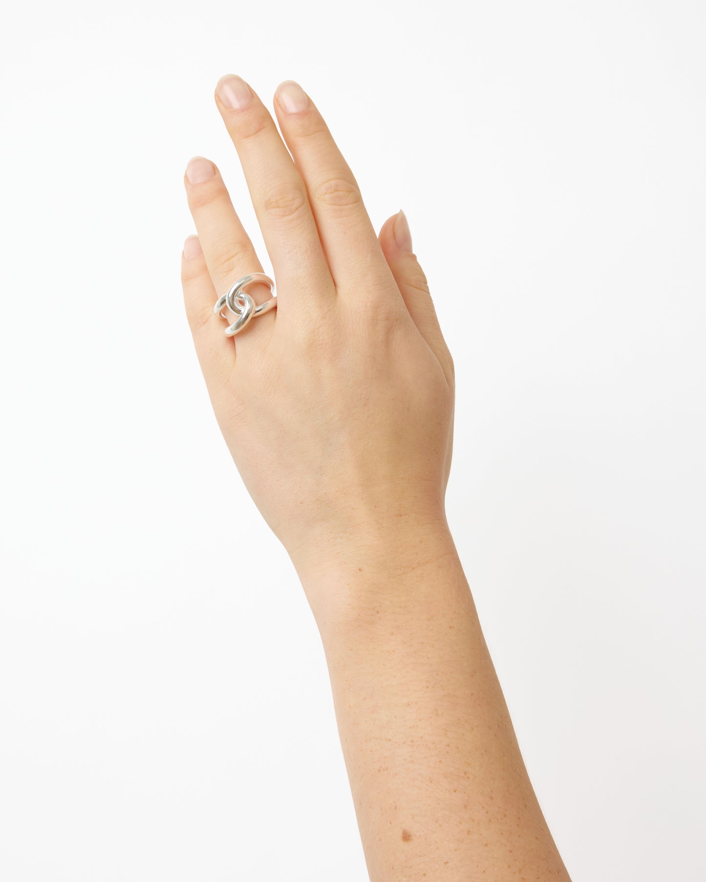 The Agnes Ring