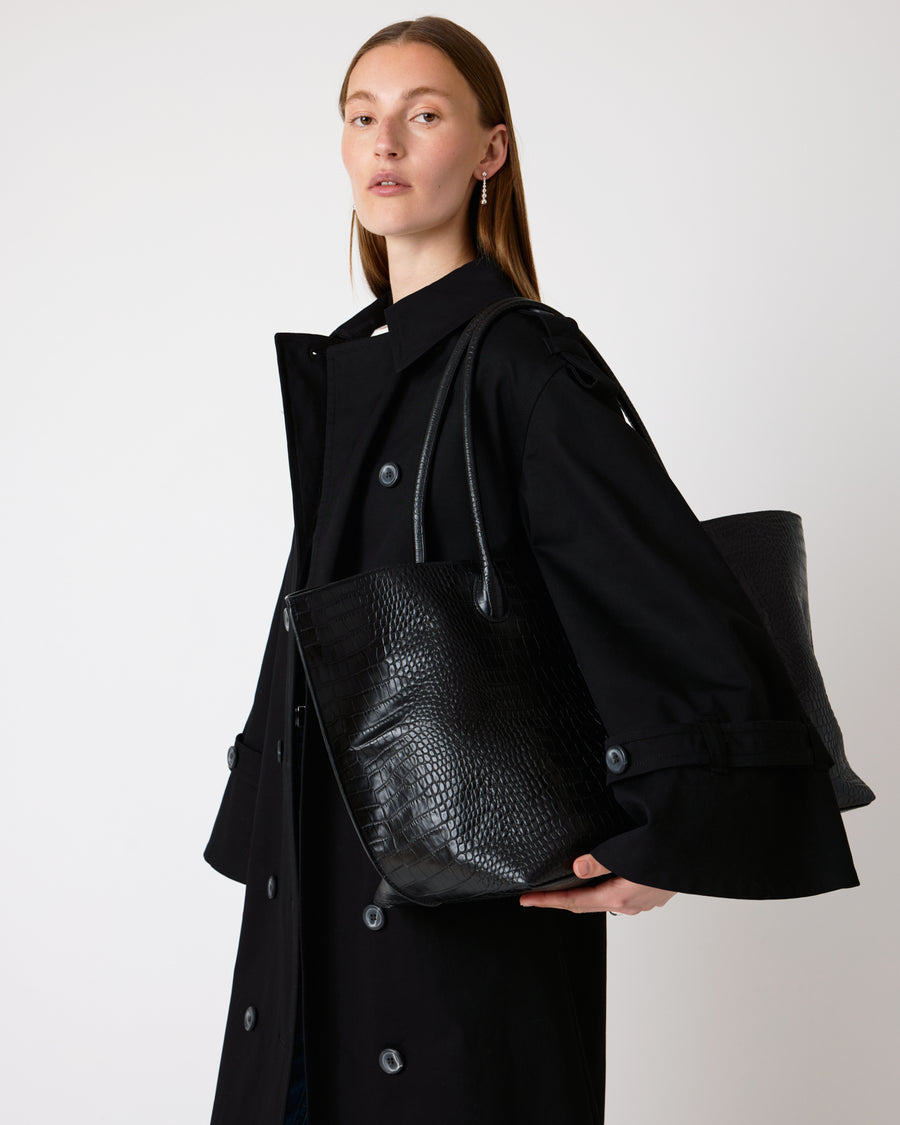 The Eva Weekend Tote