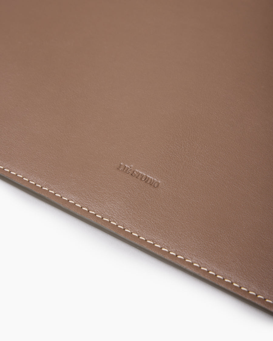The Lilith Pochette